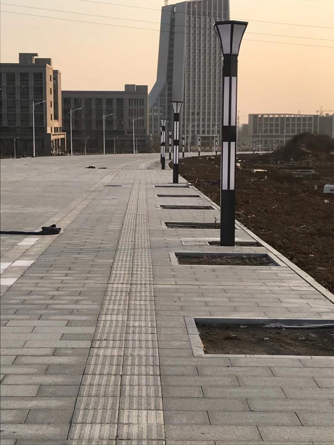 LED路燈、庭院燈、景觀(guān)燈_ led路燈價(jià)格